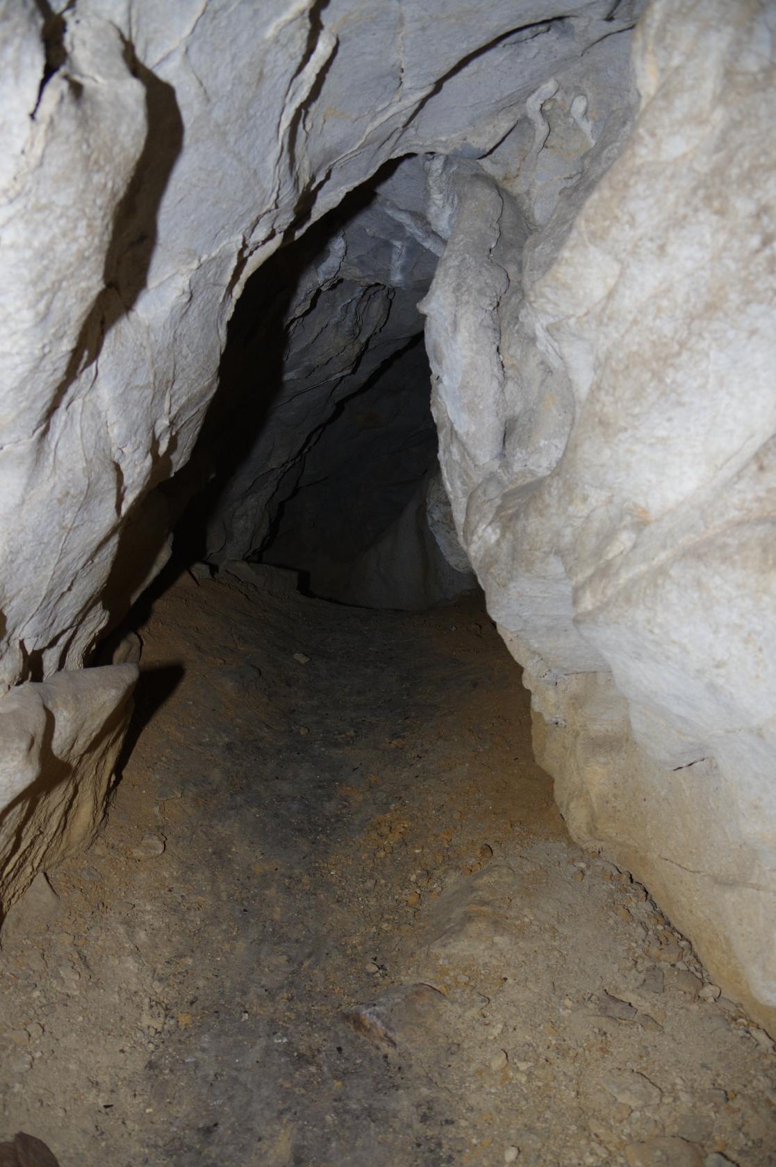 Подземные галереи пещеры Мечта спелеолога. Фото Евгения Ковешникова