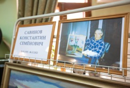 Памятная выставка к юбилею художника Константина Савинова прошла в Обществе