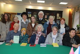 Осенне-летне-ироничное на студии «Паруса»