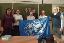 Лекции для школьников Артёма проводит член РГО Виталий Никитин