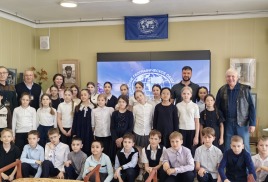 В Артёме состоялась премьера фильма «Якутия. Царство вечной мерзлоты» члена РГО Дениса Свиридова